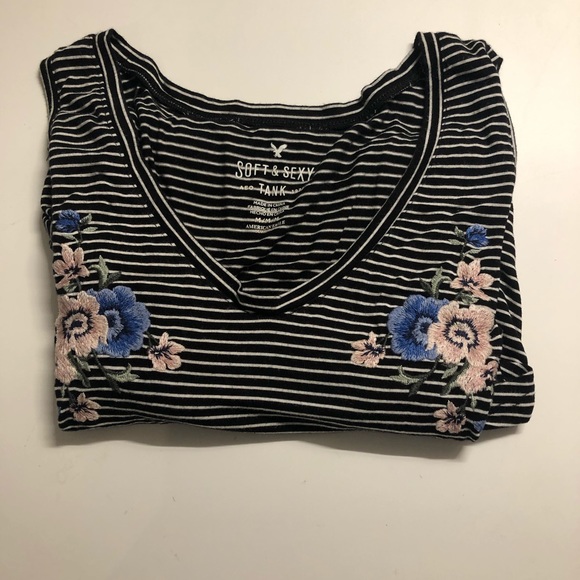 American Eagle “soft & sexy” floral tank - Picture 1 of 3
